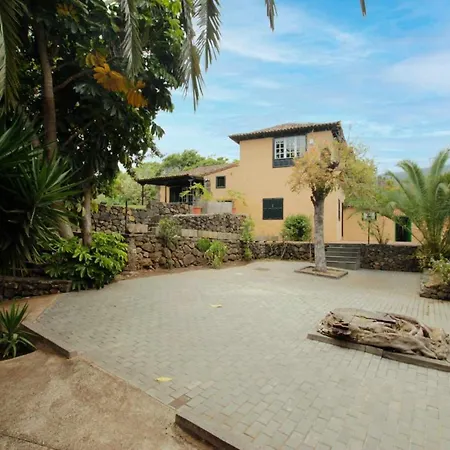 Casa Privada Con Piscinajacuzzi En Holiday home *